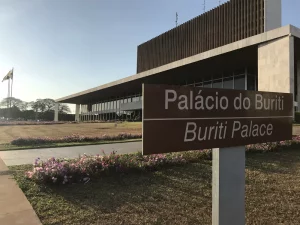 Terceiro dia de campanha: confira a agenda dos candidatos ao Governo do DF nesta terça-feira (18/8)