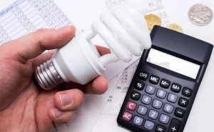 Conta de luz fica mais cara no DF a partir desta quinta-feira (22/10); reajuste residencial é de 1,06%