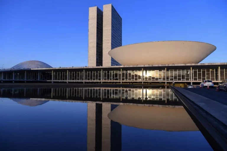 Câmara dos Deputados define Cebraspe como banca de novo concurso público com 150 vagas