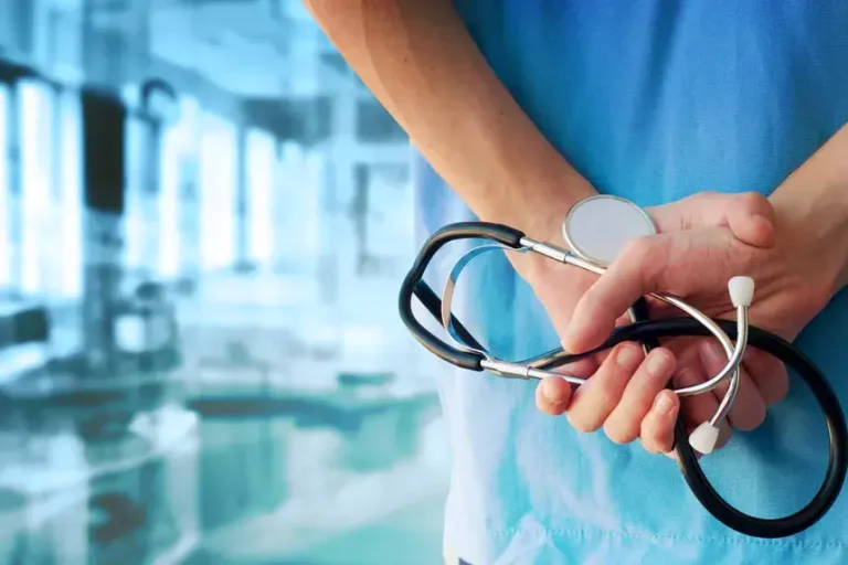Reforço no SUS: Distrito Federal recebe 11 novos médicos especialistas e garante prorrogação do Mais Médicos