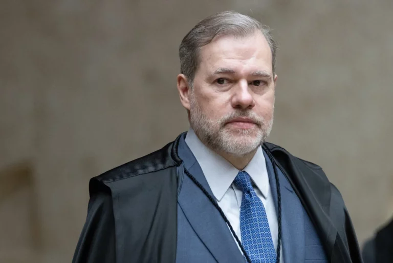 “Atacar o Judiciário é atacar o pobre”, defende Dias Toffoli durante evento no Rio de Janeiro