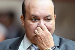 Mensagens revelam envio de decisão judicial e lei sobre o Banco Master por Ibaneis Rocha a Daniel Vorcaro