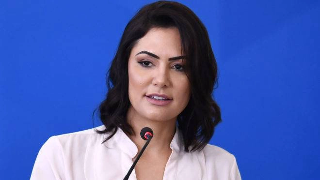 Igape: Michelle Bolsonaro lidera corrida ao Senado no DF em cenário com alto índice de indecisos