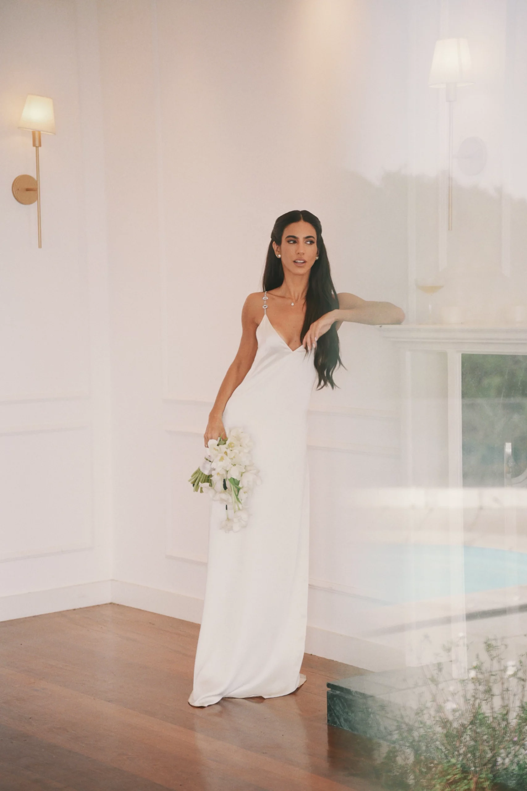 Luiza Sobral durante o casamento civil
