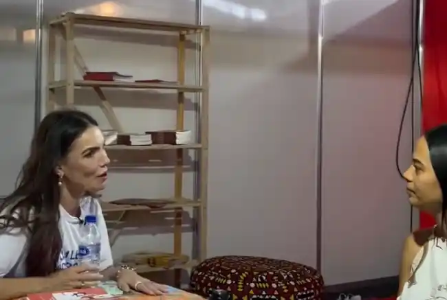 Em caminhada por Taguatinga, Paula Belmonte defende uso do BRB para apoiar pequenos empresários