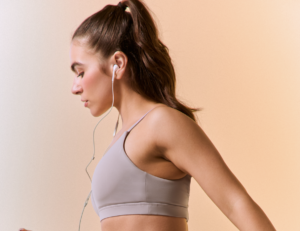 Track&Field apresenta Preview Verão 27 focado em tecnologias térmicas e paleta renovada