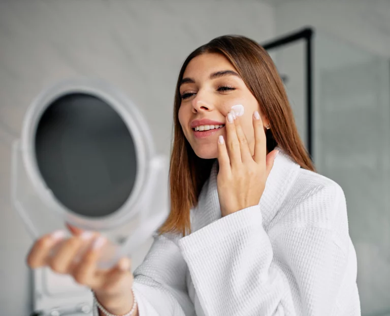 Revolução do K-Beauty: Como aderir à tendência sul-coreana sem comprometer a saúde da pele
