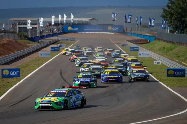 Stock Car realiza prova inédita de endurance em Brasília com estrelas do automobilismo global