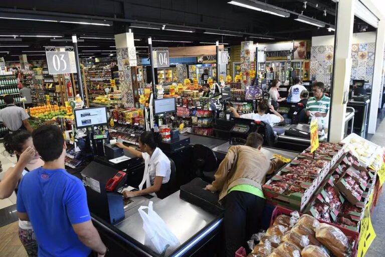 PIB do DF cresce 2,9% no segundo trimestre e lidera avanço econômico no Centro-Oeste, aponta FGV