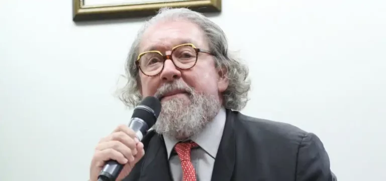 Kakay: “Pela liberdade, Sancho, e pela honra, se deve arriscar a própria vida.
