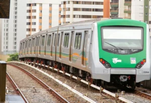 Estudante de 17 anos é esfaqueada dentro de vagão do Metrô em Ceilândia