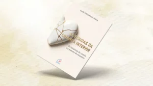 Novo livro de Aline Pereira de Paula analisa impacto de traumas infantis na vida adulta
