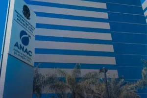Parceria entre UnB e ANAC aplica design de serviços para simplificar e modernizar a aviação civil