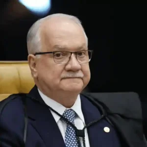 Fachin aciona Polícia Federal para investigar ameaças de morte contra Flávio Dino e ministros do STF