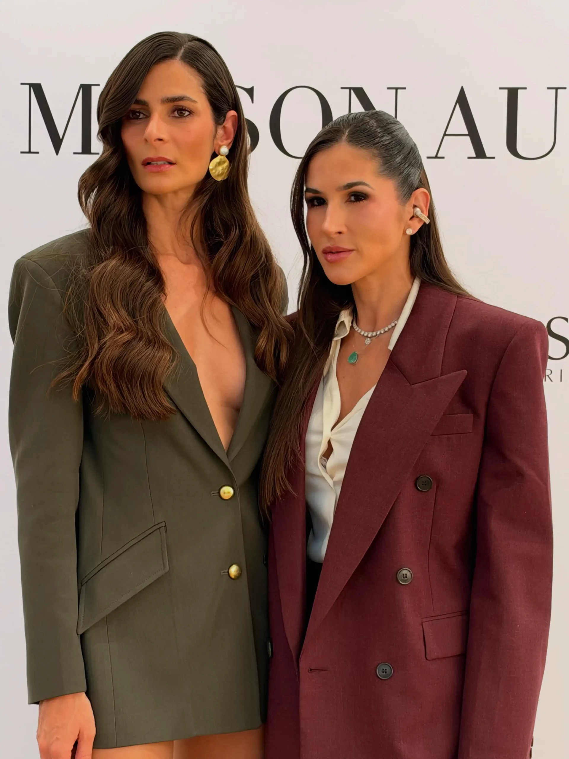 Nathalia Paulino e Yasmin Martins Mendes