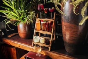 Rubaiyat antecipa 70 anos e lança nova carta de drinks inspirada em sua história