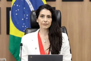 Vídeo de 2022 com declaração de voto em Lula volta a circular após decisão de ministra do TSE