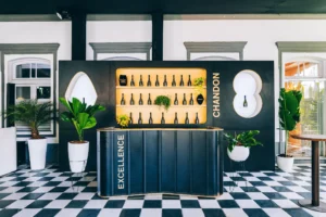 Chandon celebra os 50 anos da Mostra Internacional de Cinema em São Paulo com bar exclusivo