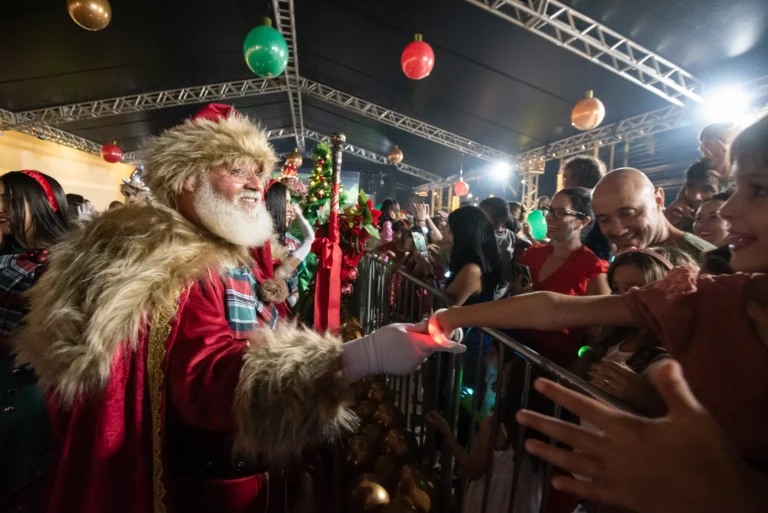 Terraço Shopping abre temporada de Natal com espetáculo inédito e chegada do Papai Noel em 7 de novembro